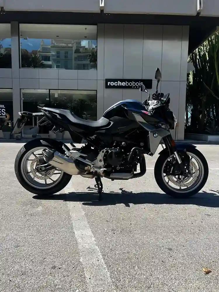 Moto BMW F 900 R de seguna mano del año 2021 en Málaga