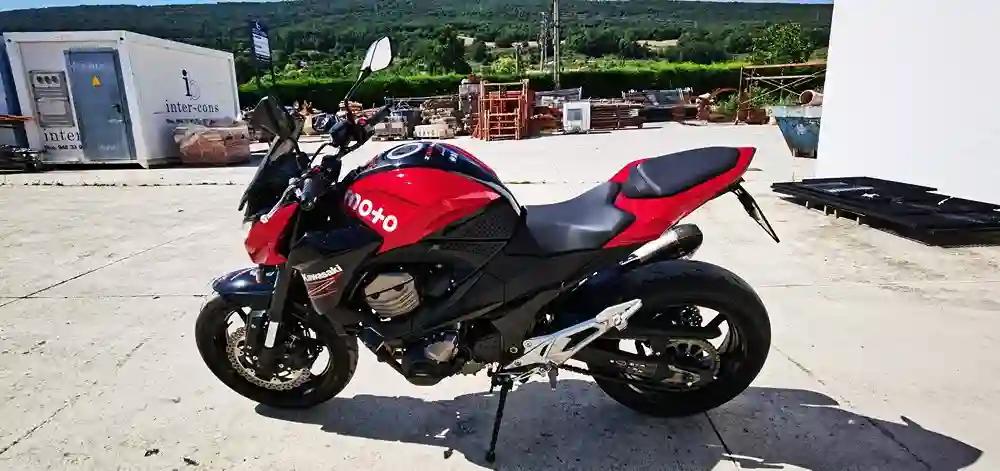 Moto KAWASAKI Z 800 E de seguna mano del año 2015 en Navarra