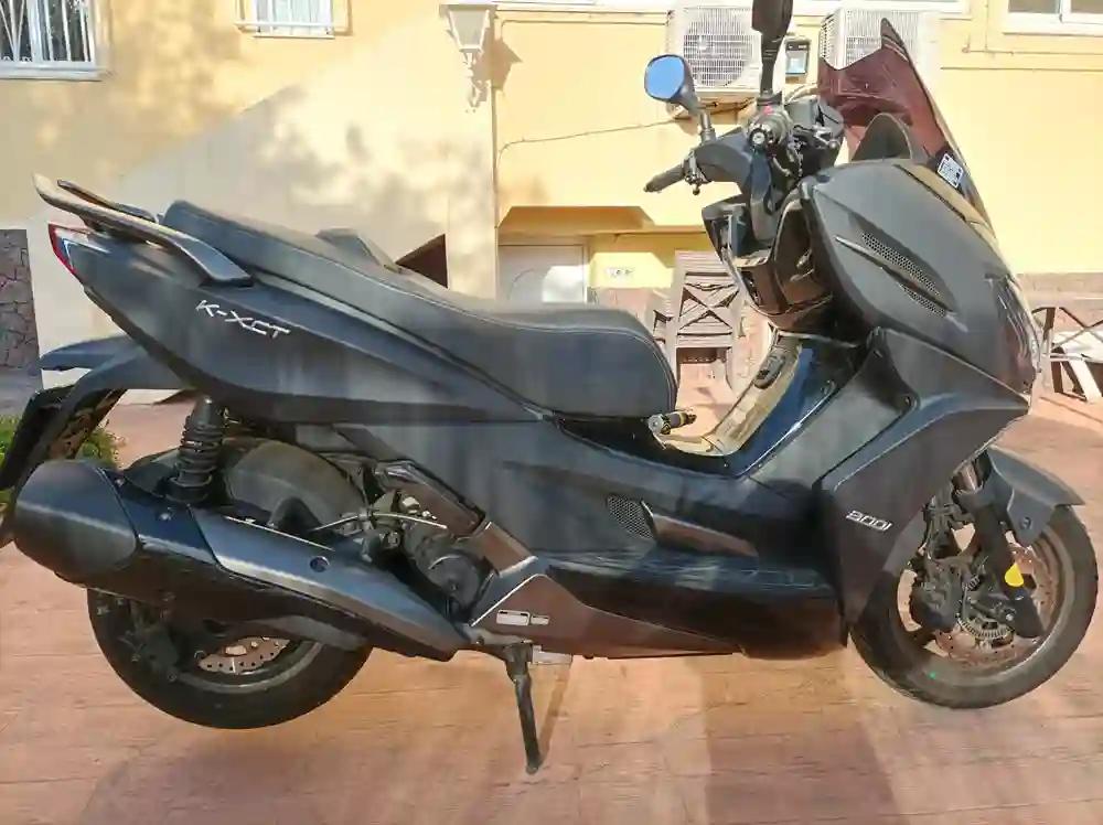 Moto KYMCO K-XCT 300 I de seguna mano del año 2014 en Tarragona