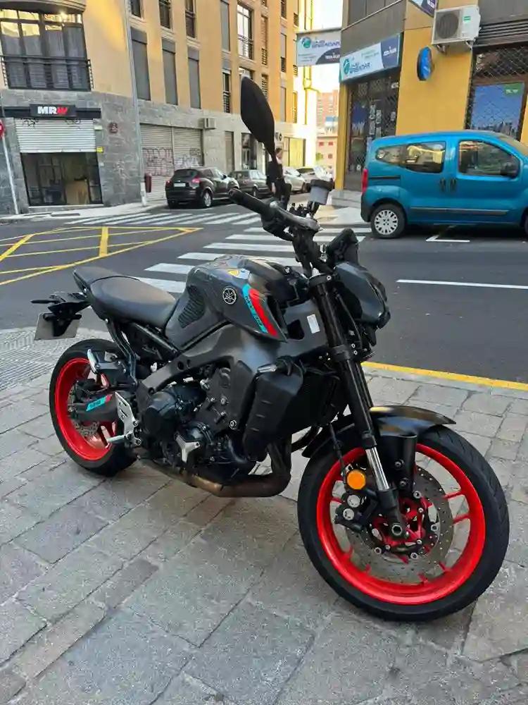 Moto YAMAHA MT 09 ABS de seguna mano del año 2021 en Santa Cruz de Tenerife