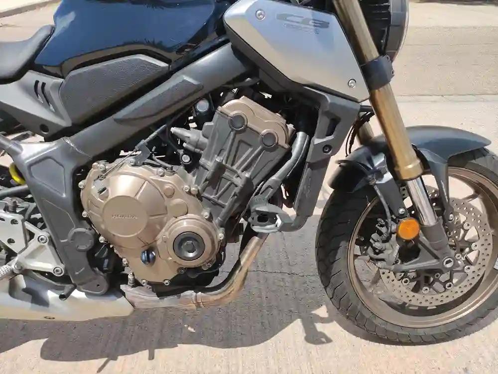 Moto HONDA CB 650 R de seguna mano del año 2019 en Almería