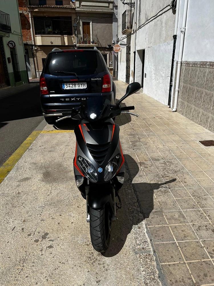 Moto PIAGGIO NRG POWER 50 de seguna mano del año 2021 en Valencia