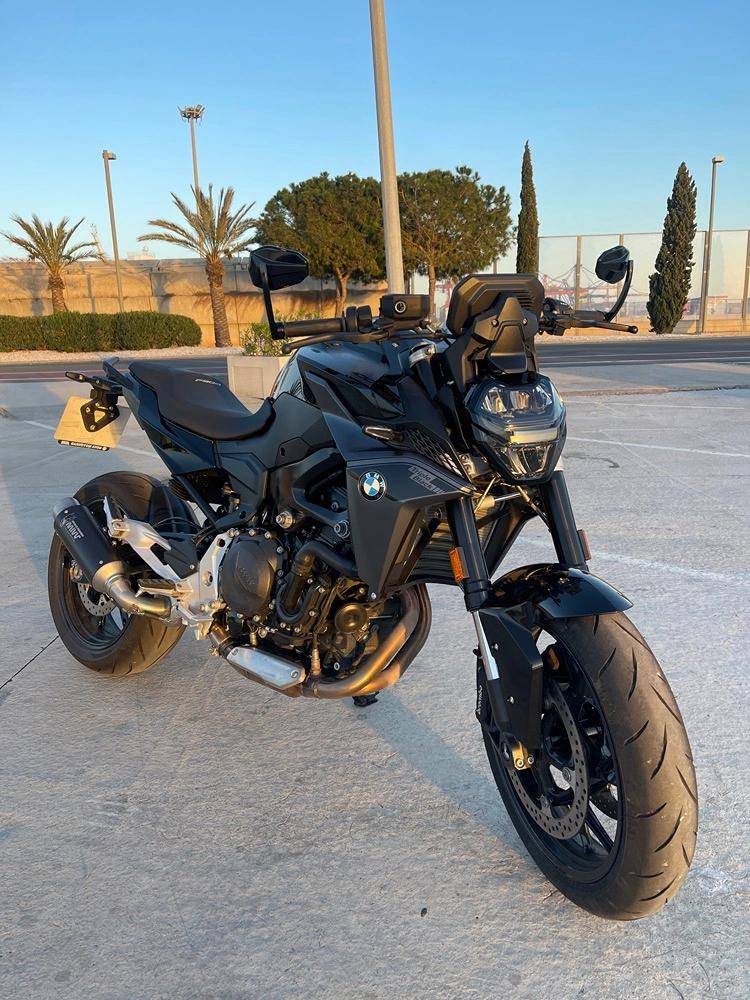 Moto BMW F 900 R de seguna mano del año 2023 en Valencia