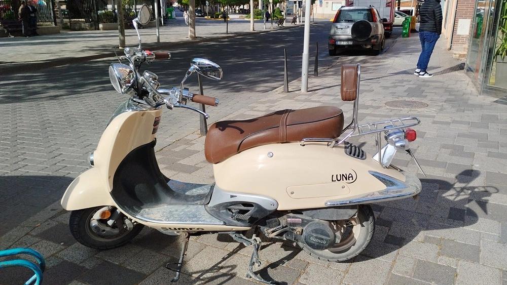 Moto SUMCO LUNA LN125 de seguna mano del año 2021 en Albacete