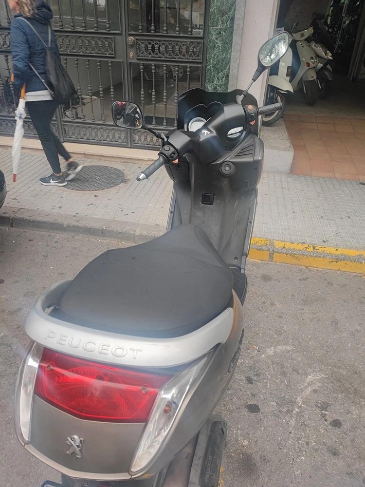 Moto PEUGEOT CITYSTAR 125 I de seguna mano del año 2015 en Cádiz