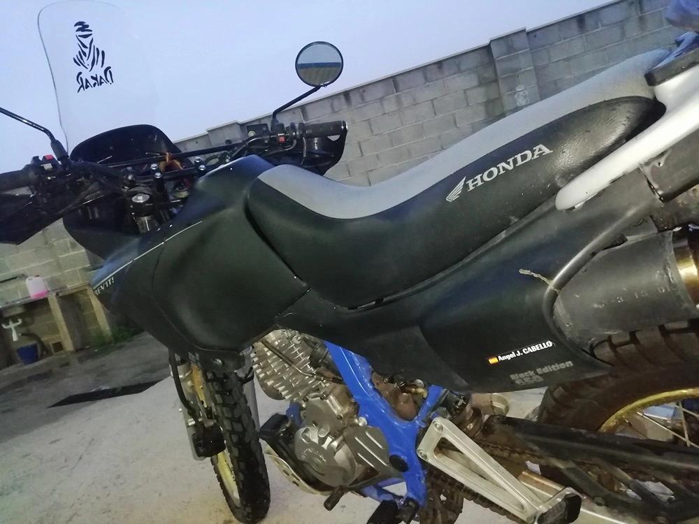 Moto HONDA DOMINATOR 650 NX de seguna mano del año 1994 en Jaén