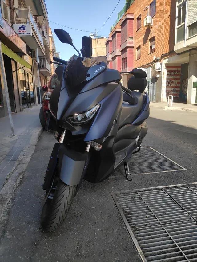 Moto YAMAHA XMAX 300 de seguna mano del año 2018 en Madrid