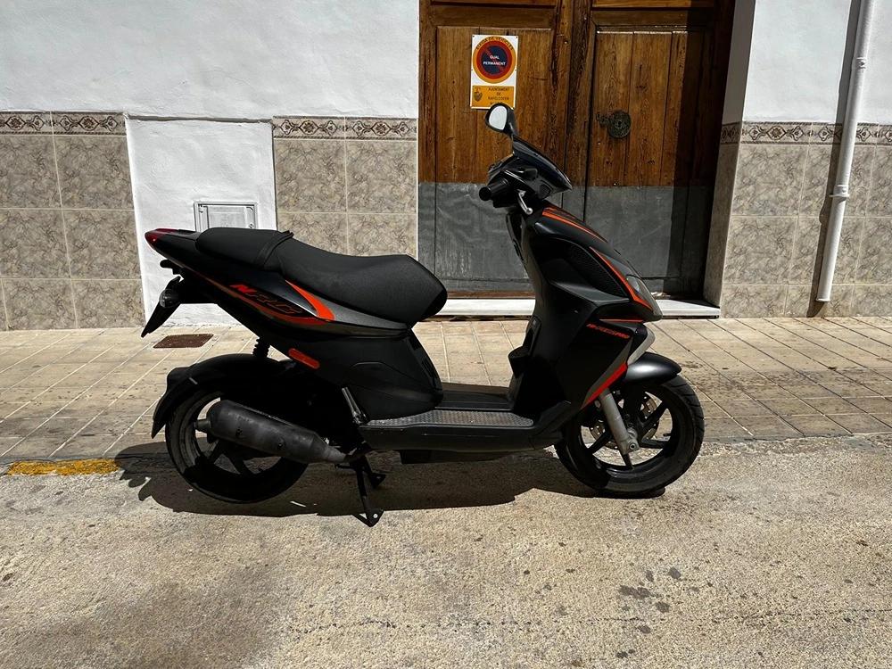 Moto PIAGGIO NRG POWER 50 de seguna mano del año 2021 en Valencia