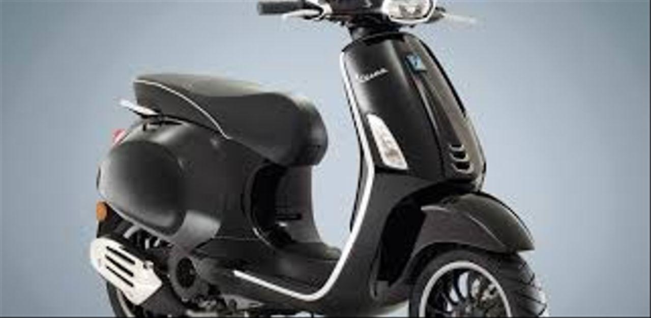 Moto VESPA SPRINT 125 IE 3V ABS de seguna mano del año 2023 en Barcelona
