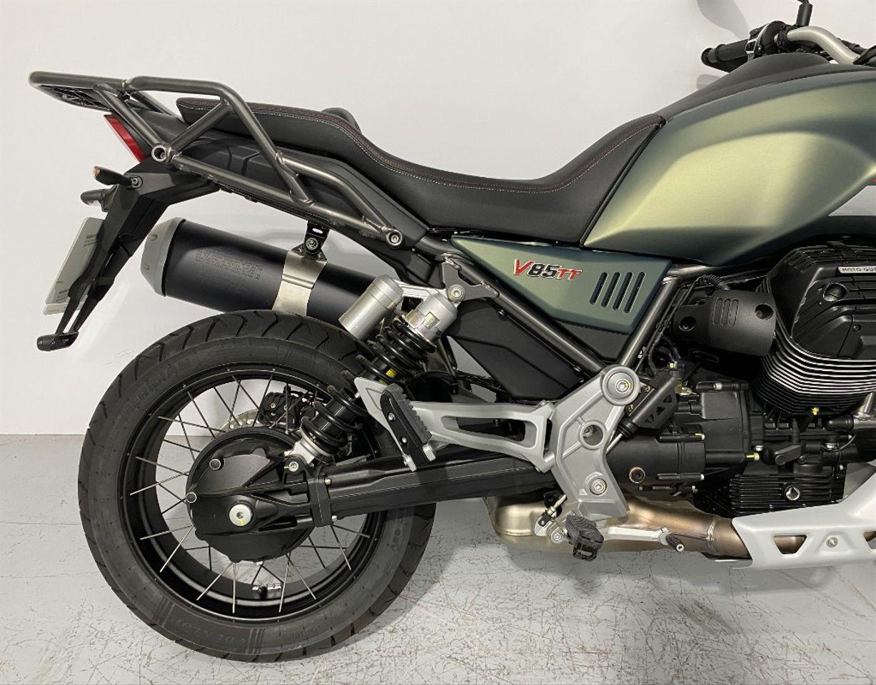 Moto MOTO GUZZI V 85 TT de seguna mano del año 2023 en Barcelona