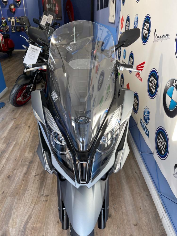 Moto KYMCO SUPER DINK 125 ABS nueva del año 2021 en Madrid