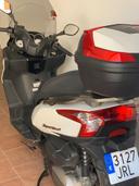 Moto KYMCO GRAND DINK 300 de segunda mano del año 2016 en Badajoz