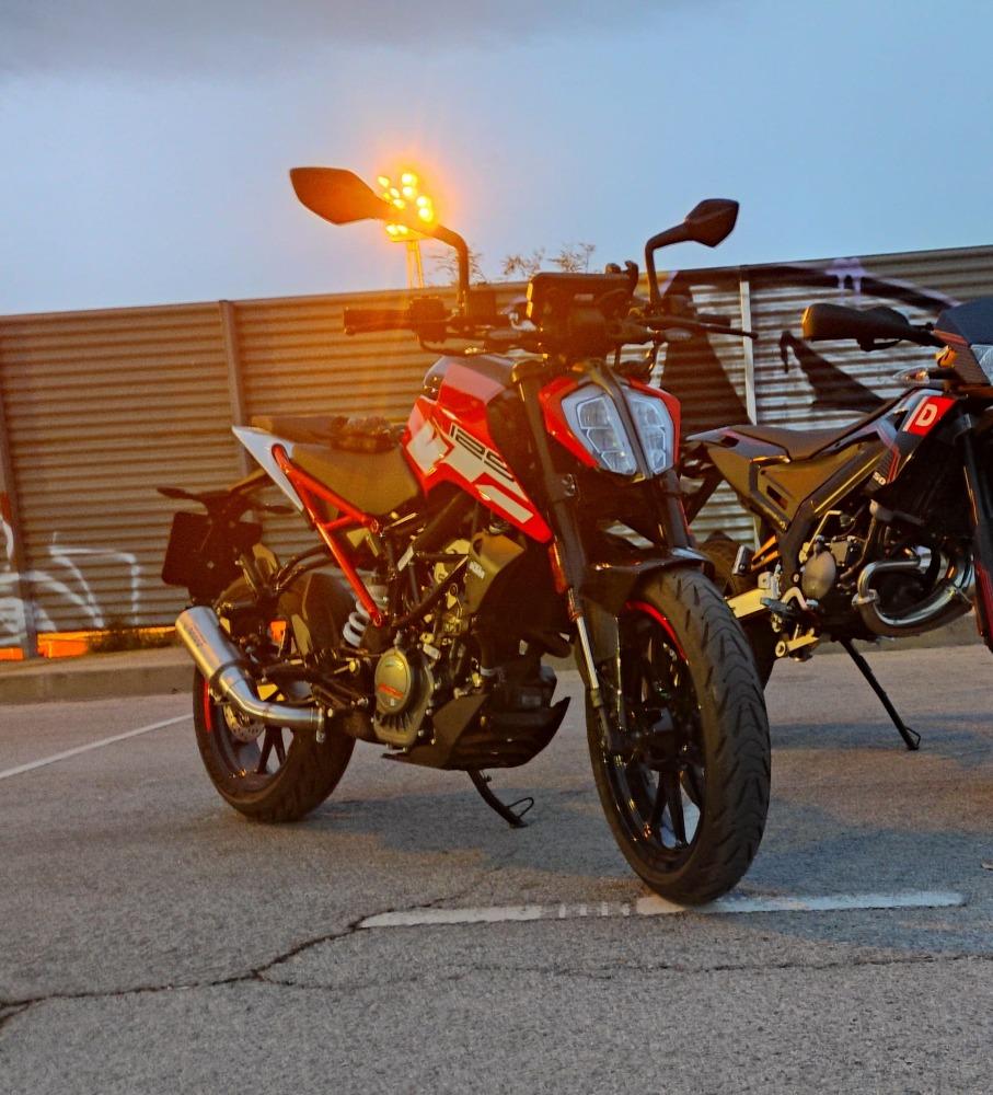 Moto KTM DUKE 125 de segunda mano del año 2020 en Barcelona