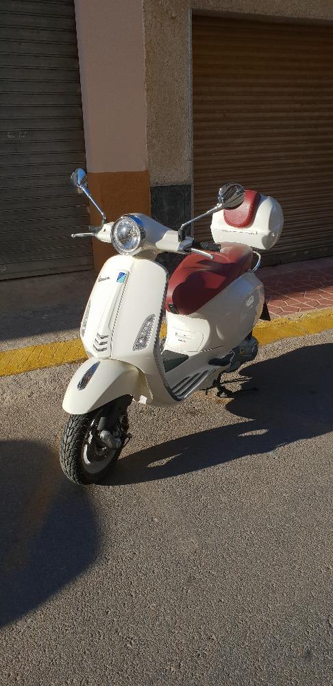 Moto VESPA PRIMAVERA de segunda mano del año 2015 en Alicante