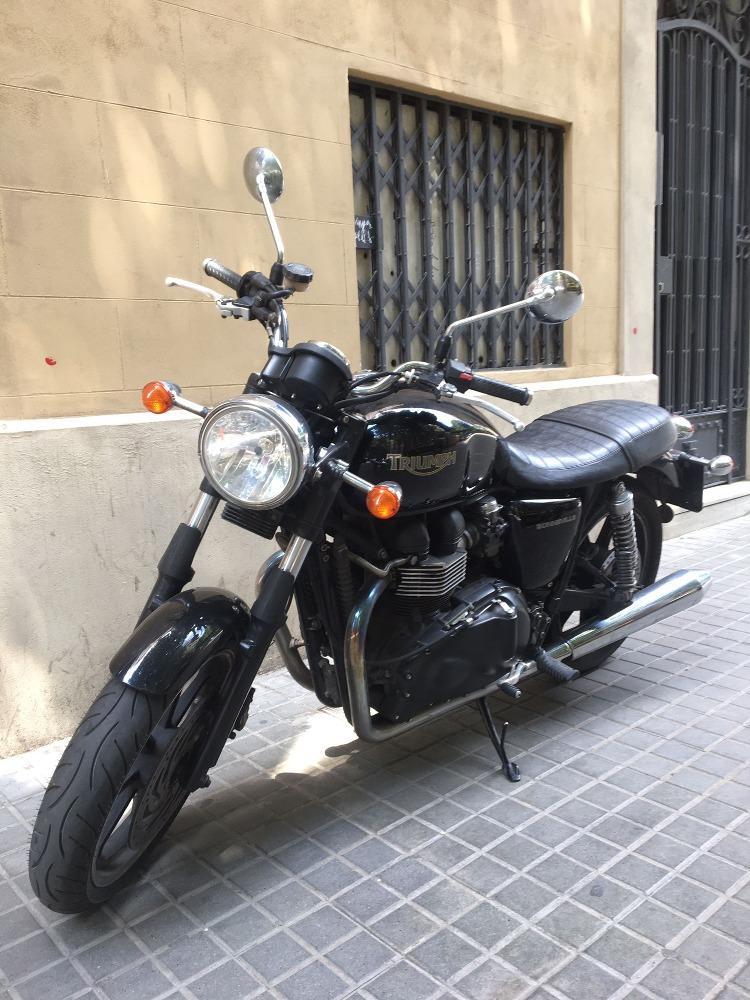 Moto TRIUMPH BONNEVILLE SE de segunda mano del año 2010 en Barcelona