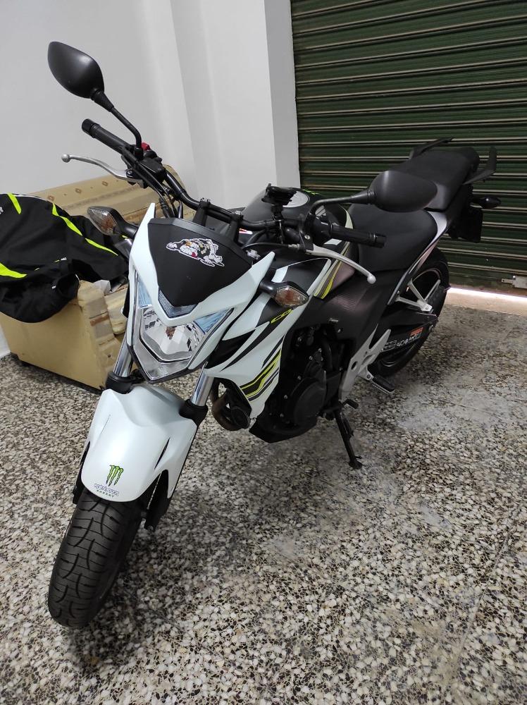 Moto HONDA CB 500F de segunda mano del año 2015 en Valencia