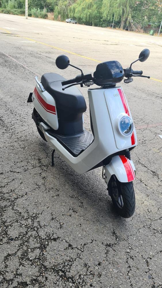 Moto NIU  N de segunda mano del año 2021 en Cuenca