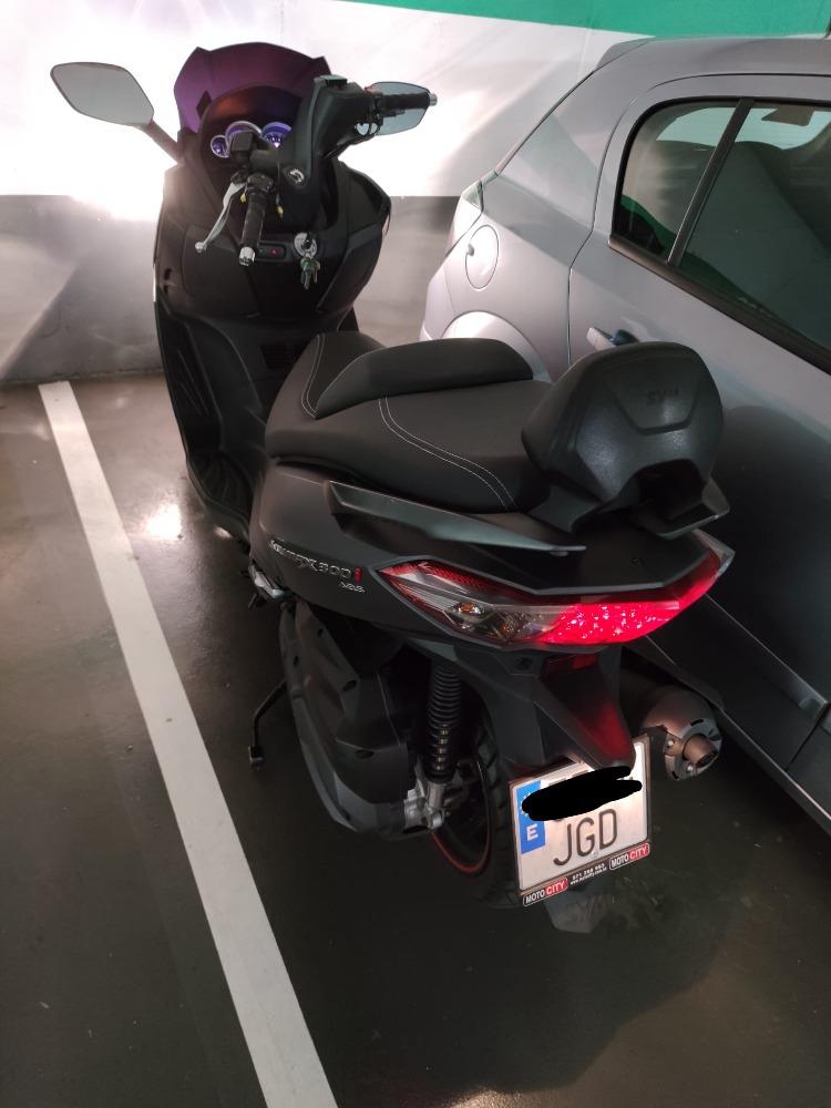 Moto SYM JOYMAX 300I ABS de segunda mano del año 2015 en Islas Baleares