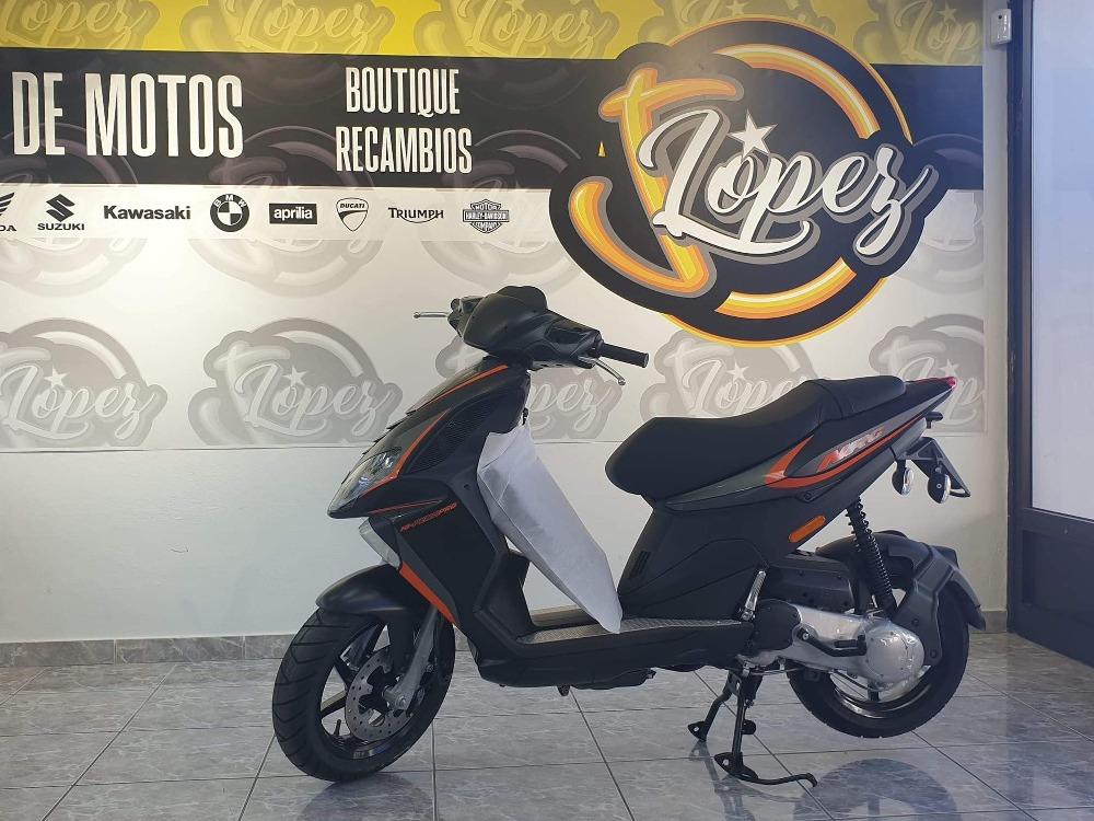 Moto PIAGGIO NRG POWER 50 de segunda mano del año 2021 en Santa Cruz de Tenerife
