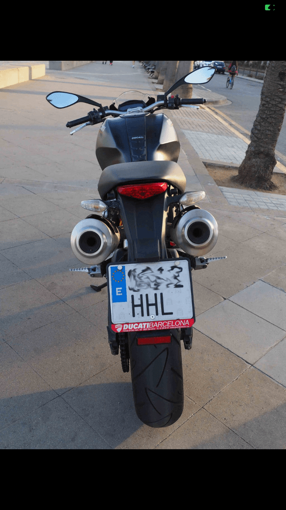 Moto DUCATI MONSTER 696 de segunda mano del año 2011 en Barcelona