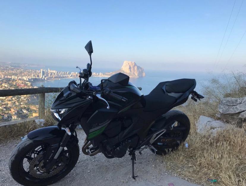 Moto KAWASAKI Z 800 de segunda mano del año 2015 en Alicante
