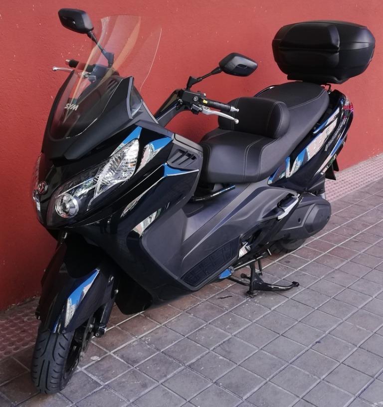 Moto SYM MAXSYM 400 de segunda mano del año 2014 en Madrid