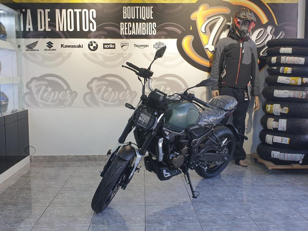 Moto VOGE 300AC de segunda mano del año 2021 en Santa Cruz de Tenerife