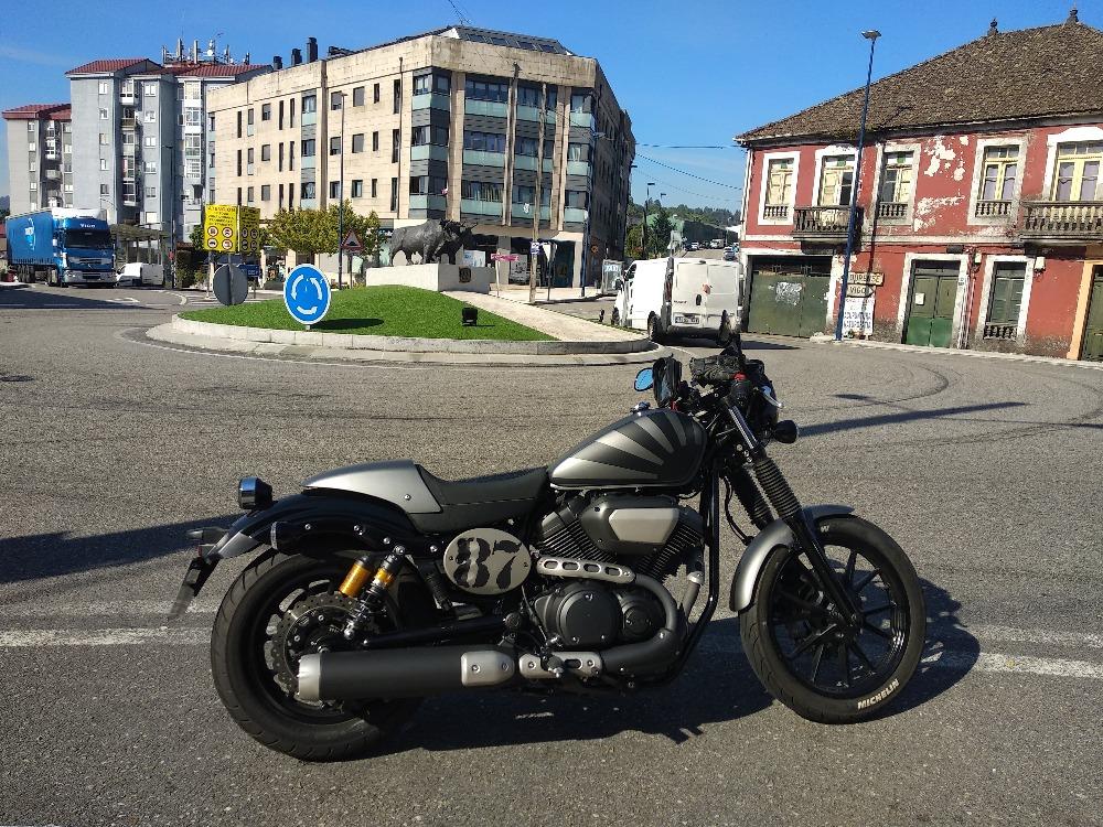 Moto YAMAHA XV 950 ABS de segunda mano del año 2015 en Pontevedra