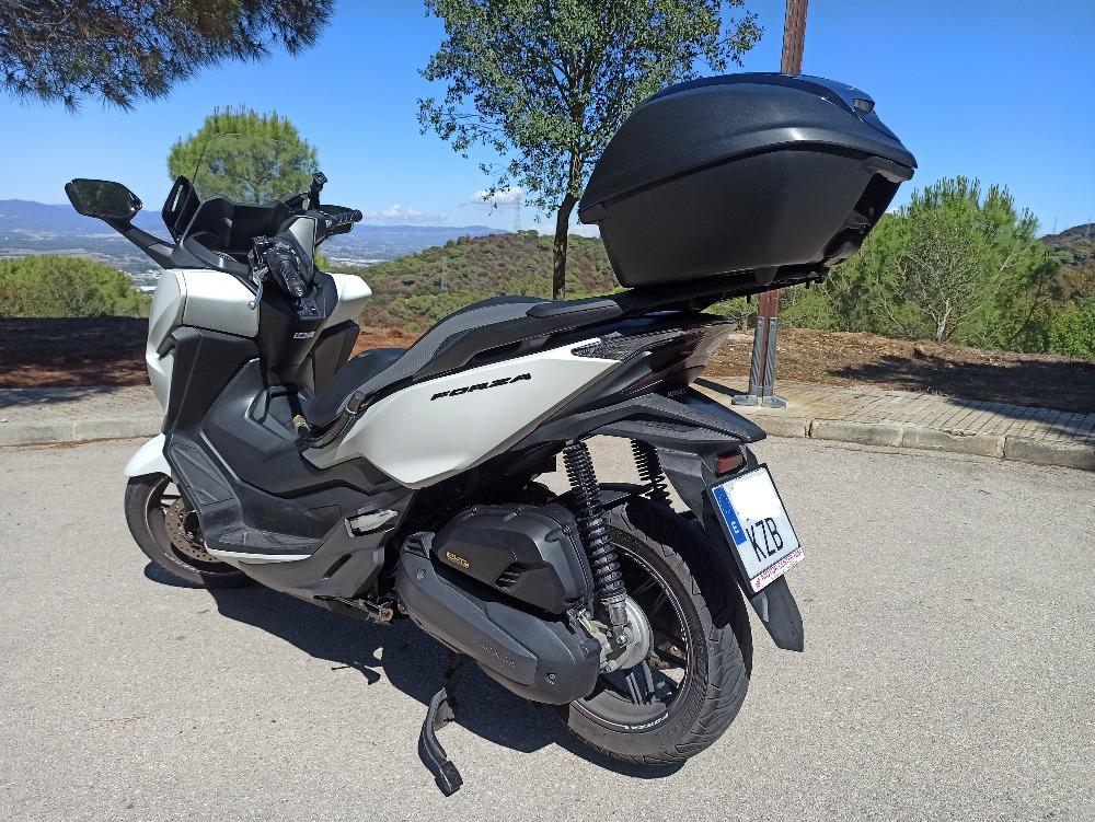 Moto HONDA FORZA 125 de segunda mano del año 2019 en Barcelona
