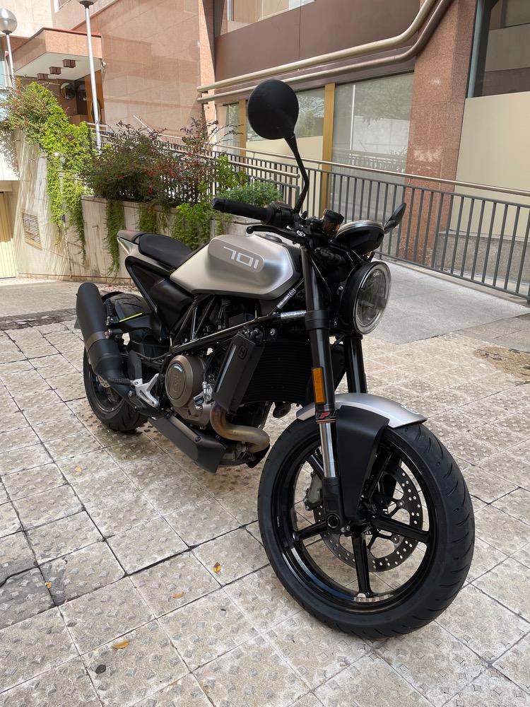 Moto HUSQVARNA Vitpilen de segunda mano del año 2018 en Madrid