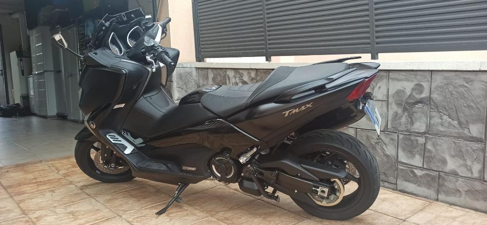 Moto YAMAHA TMAX 530 de segunda mano del año 2019 en Tarragona