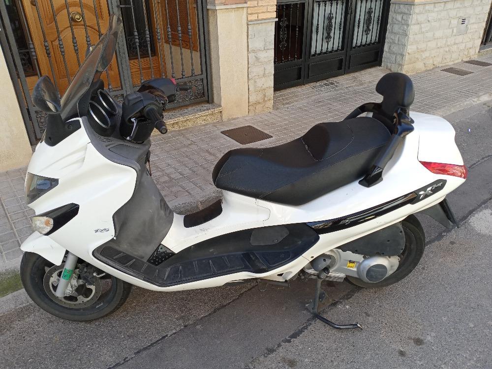 Moto PIAGGIO X EVO 125 de segunda mano del año 2014 en Castellón