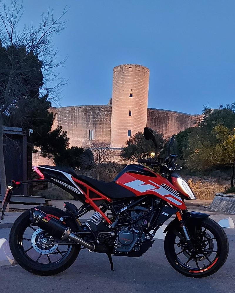 Moto KTM DUKE 125 de segunda mano del año 2020 en Islas Baleares