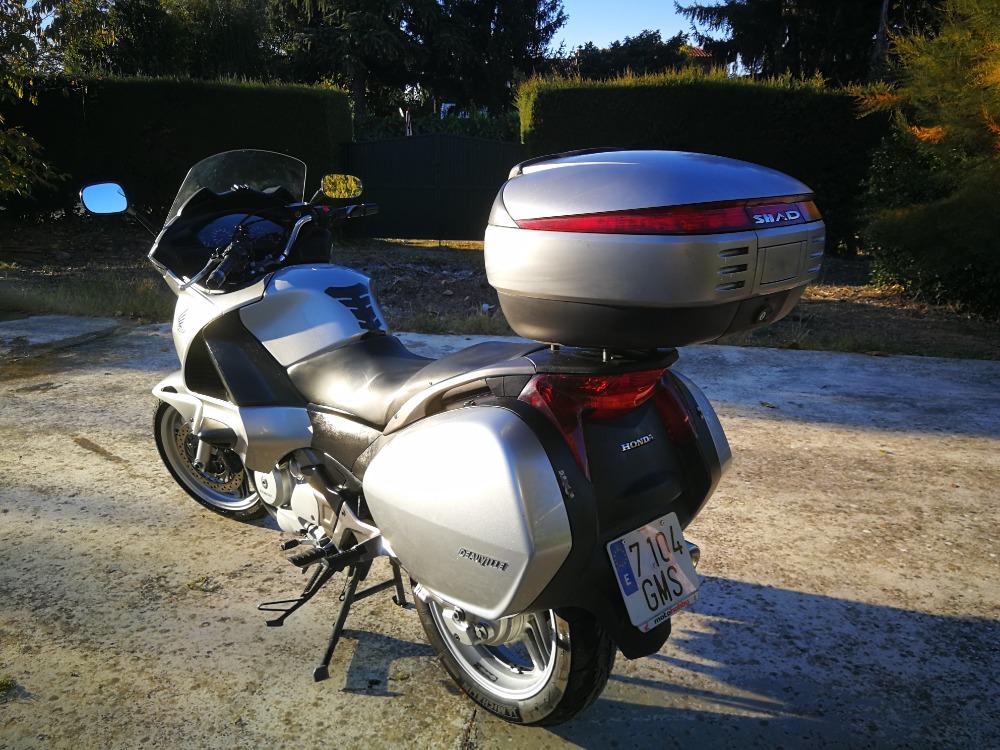 Moto HONDA NT 700 V DEAUVILLE de segunda mano del año 2007 en Navarra