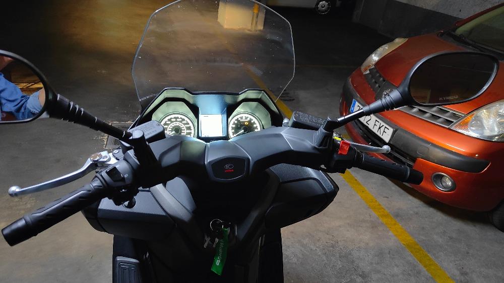 Moto KYMCO GRAND DINK 300 de segunda mano del año 2019 en Sevilla