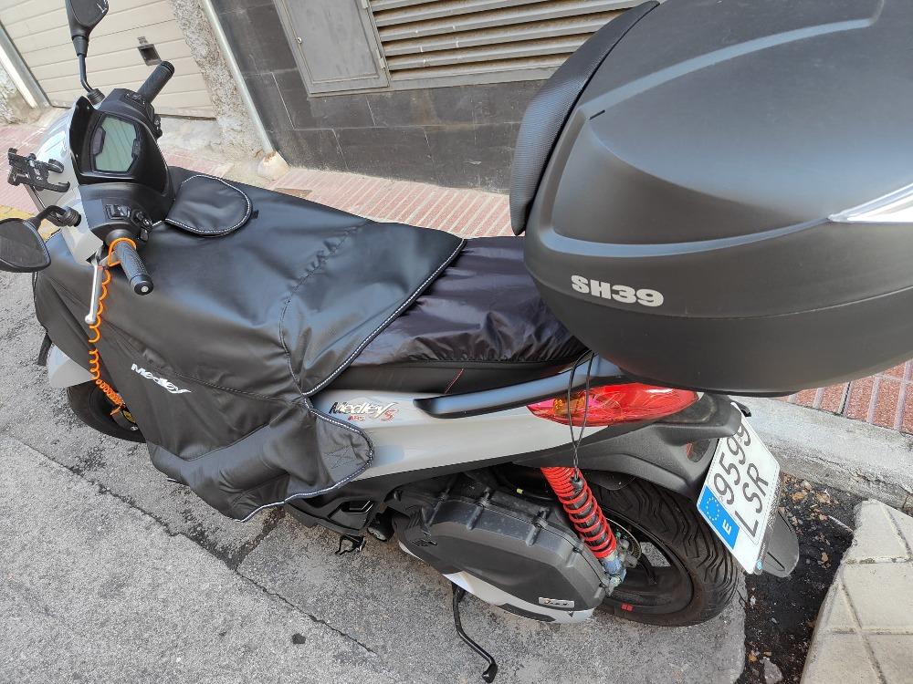 Moto PIAGGIO Medley de segunda mano del año 2021 en Madrid