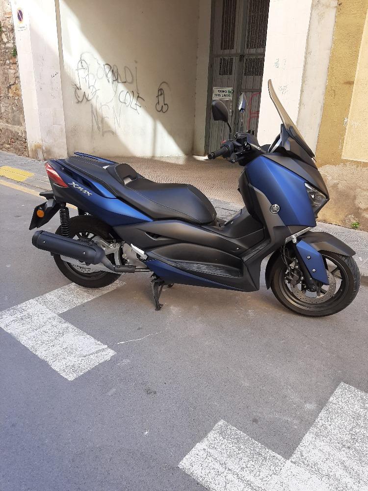 Moto YAMAHA X MAX 125 de segunda mano del año 2019 en Tarragona