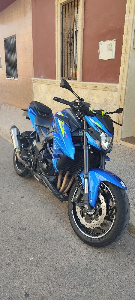 Moto SUZUKI GSX-S de segunda mano del año 2020 en Valencia