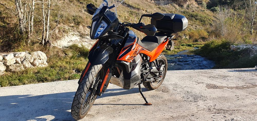 Moto KTM 890 de segunda mano del año 2021 en Alicante