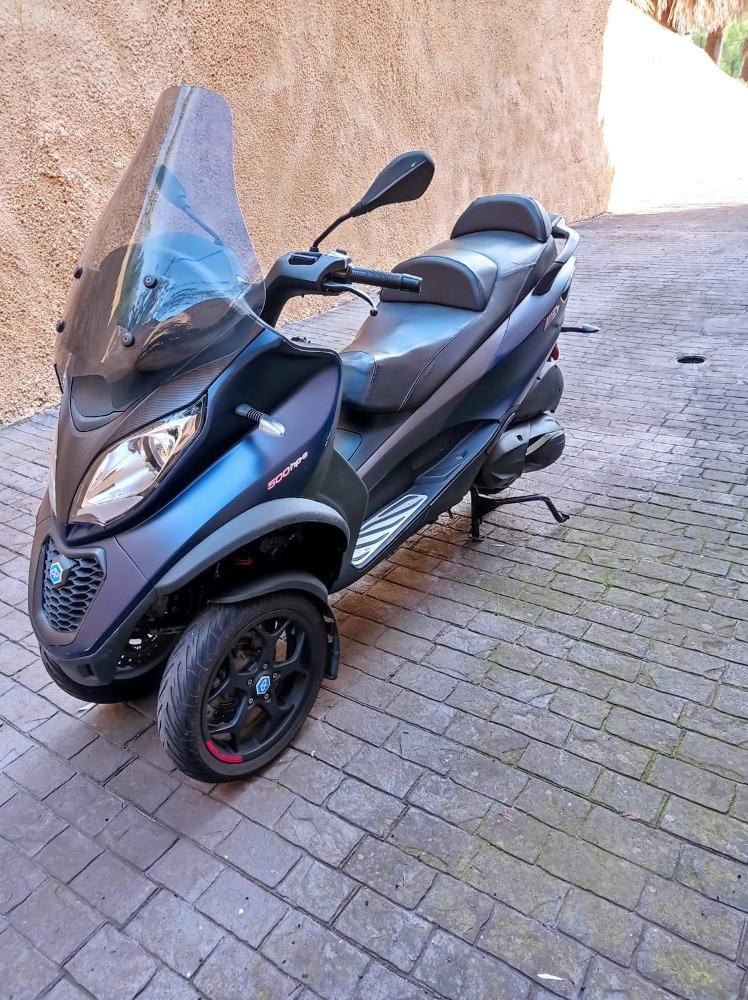 Moto PIAGGIO MP3 500 Sport de segunda mano del año 2021 en Islas Baleares