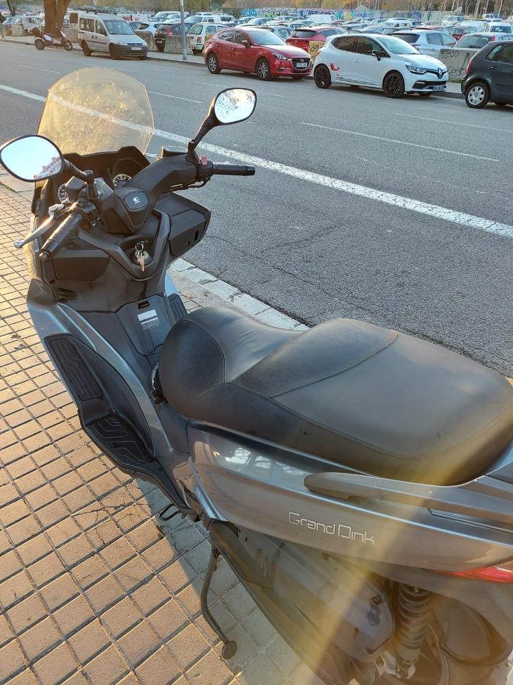Moto KYMCO GRAND DINK 300 de segunda mano del año 2017 en Barcelona