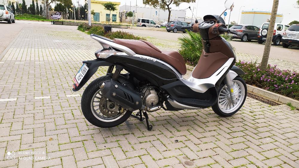 Moto PIAGGIO BEVERLY 125 IE de segunda mano del año 2014 en Islas Baleares