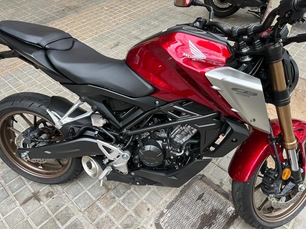 Moto HONDA CB 125 R de segunda mano del año 2021 en Barcelona