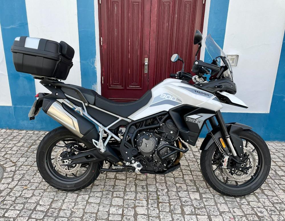 Moto TRIUMPH TIGER 900 de segunda mano del año 2021 en Huelva