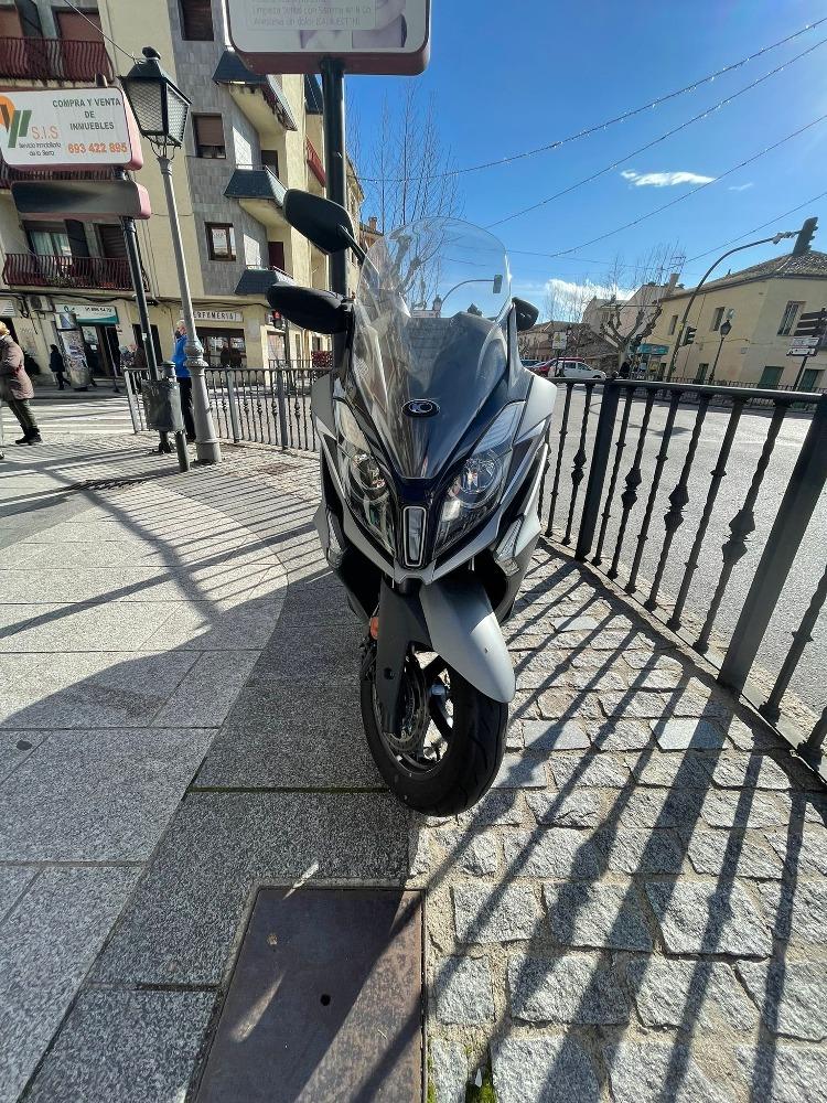 Moto KYMCO SUPER DINK 125I de segunda mano del año 2021 en Madrid
