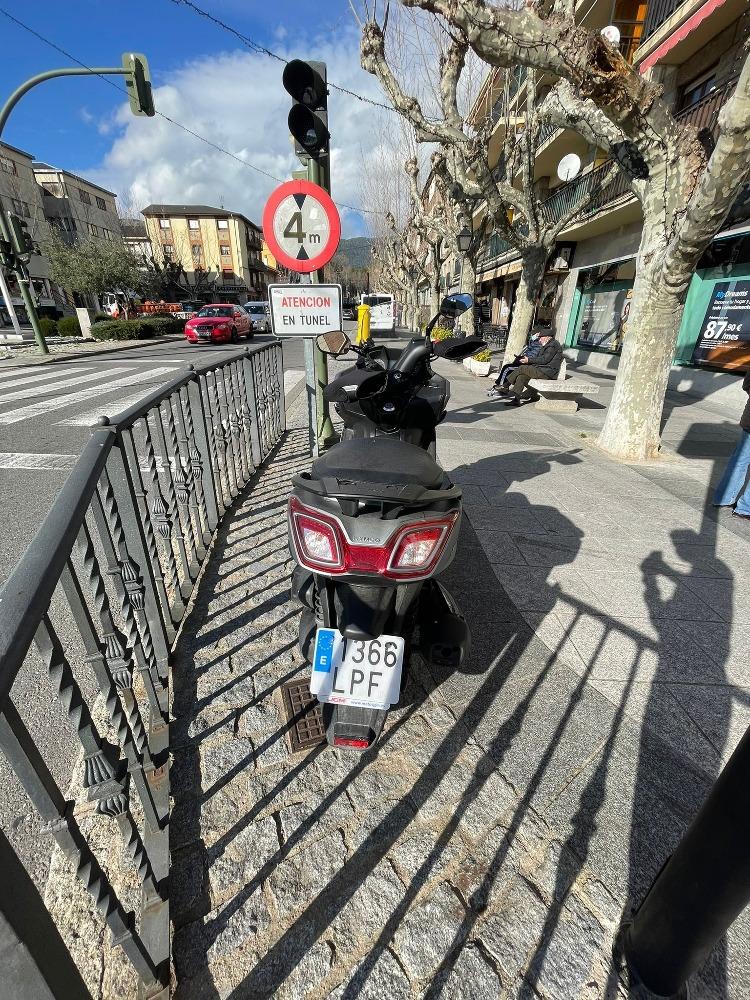 Moto KYMCO SUPER DINK 125I de segunda mano del año 2021 en Madrid