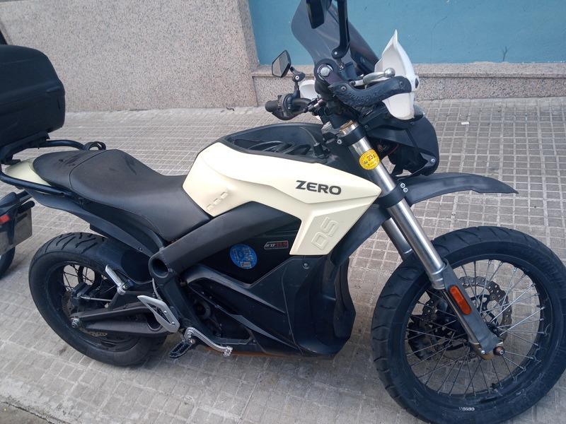 Moto ZERO MOTORCYCLES ZERO MOTORCYCLES de segunda mano del año 2014 en Barcelona