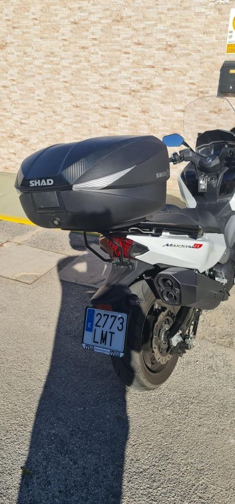 Moto SYM MAXSYM 400 de segunda mano del año 2021 en Málaga