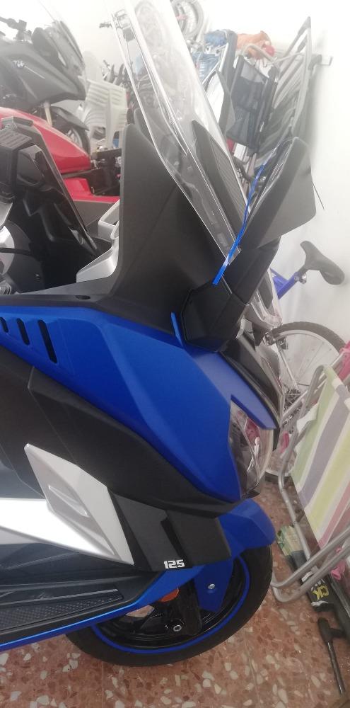Moto SYM Cruisym de segunda mano del año 2021 en Alicante