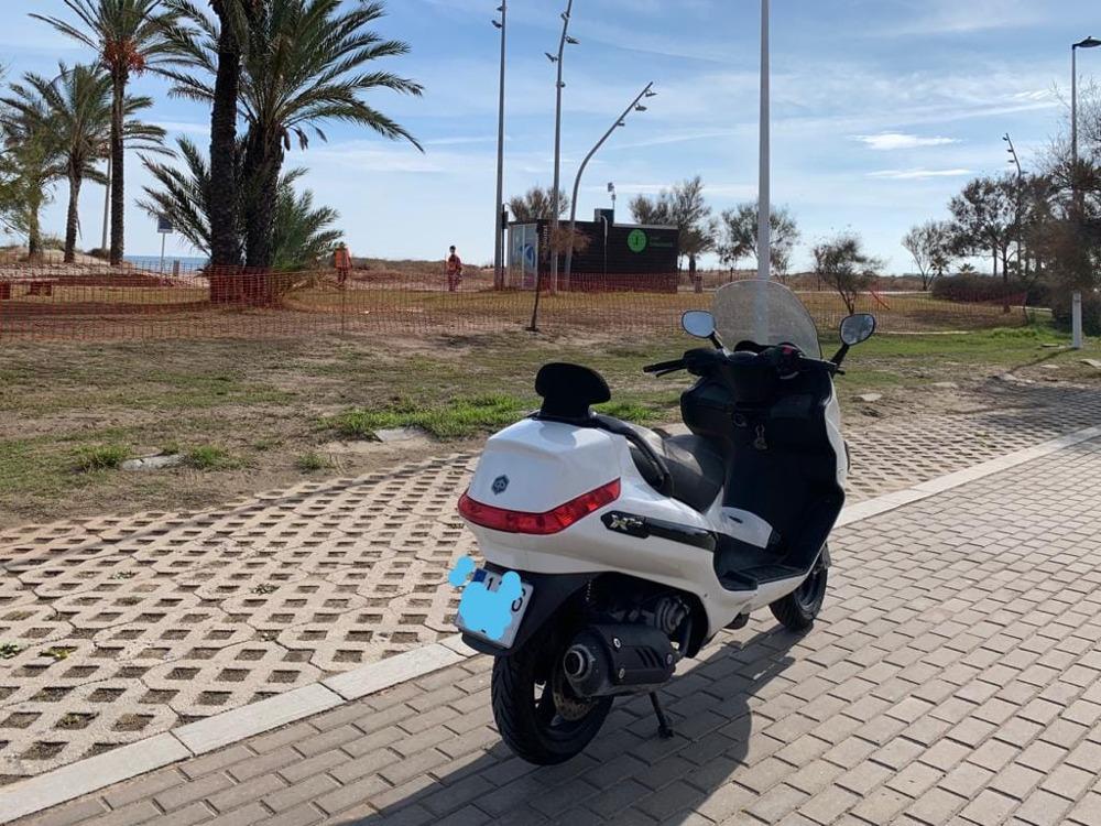 Moto PIAGGIO X EVO 125 de segunda mano del año 2015 en Castellón